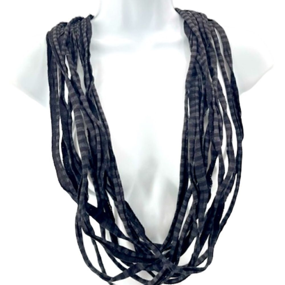 Dona Bela Shreds Shred Lite upcycled fabric necklace scarf boho jewelry NEW NWOT